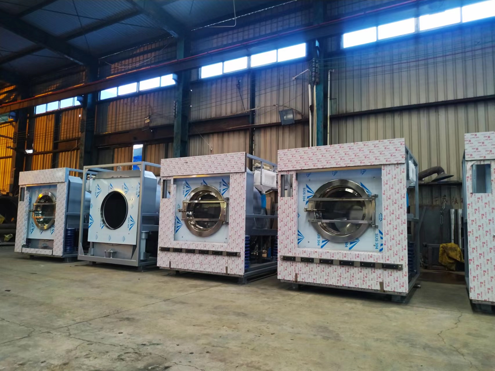 
		酒店洗涤设备几多钱？广州UG环球视讯提供高性价比布草洗涤设备
		